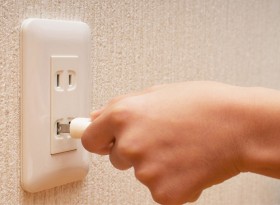 電源を抜きます。 電源を抜きます。